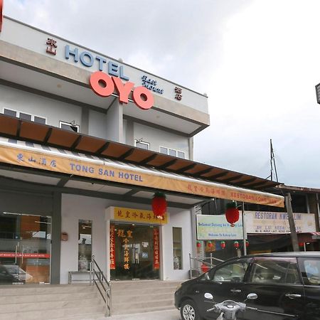 Oyo 89915 East Mount Hotel Kukup Zewnętrze zdjęcie
