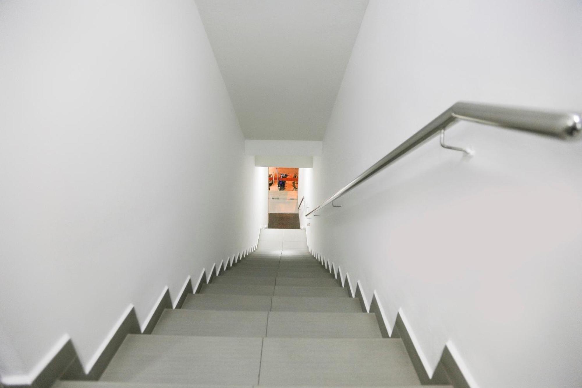 Oyo 89915 East Mount Hotel Kukup Zewnętrze zdjęcie