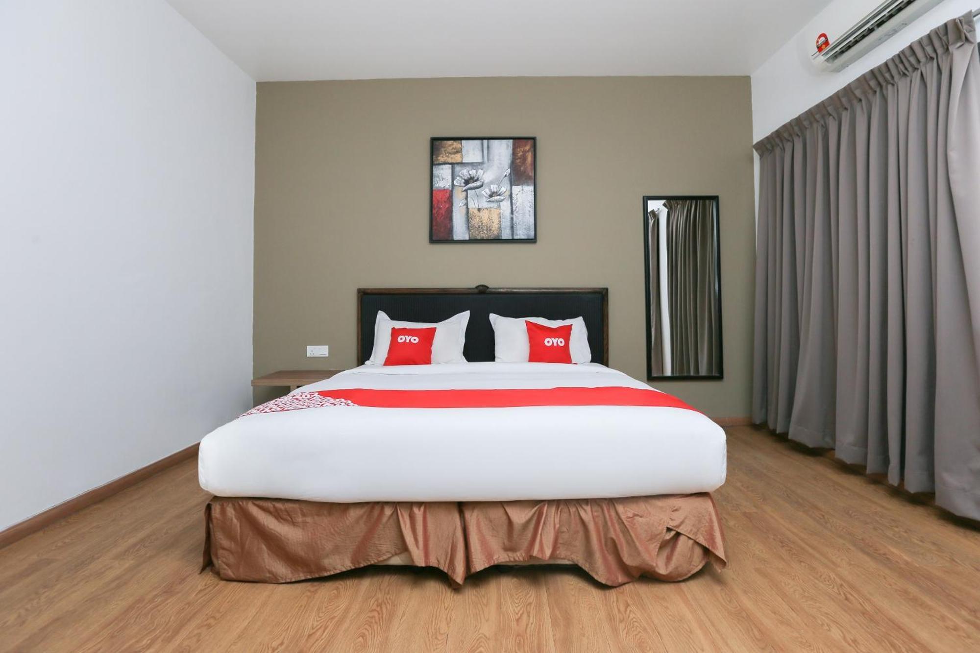Oyo 89915 East Mount Hotel Kukup Zewnętrze zdjęcie