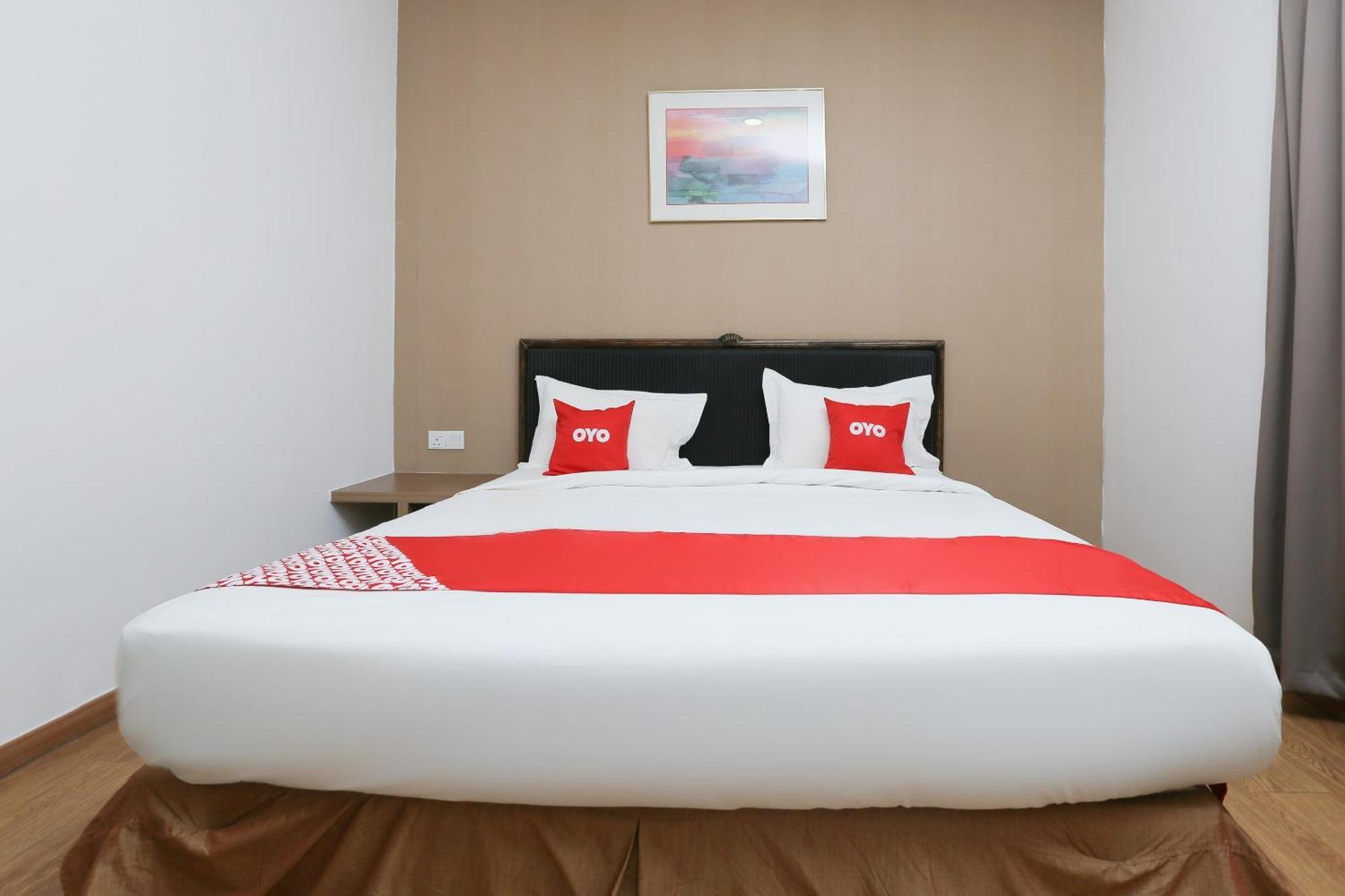 Oyo 89915 East Mount Hotel Kukup Zewnętrze zdjęcie