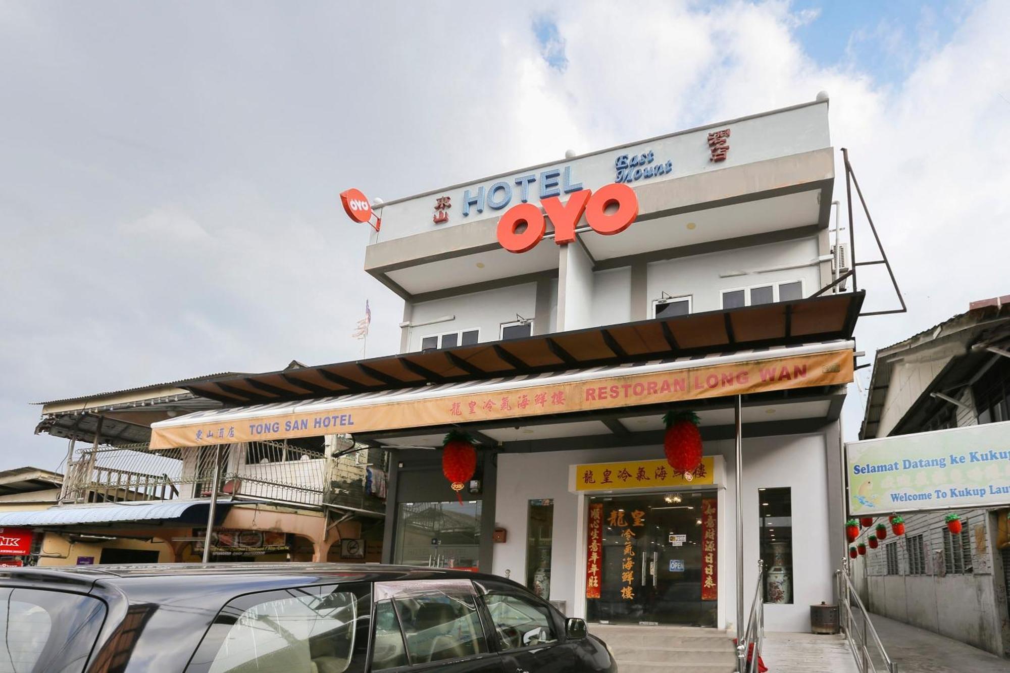 Oyo 89915 East Mount Hotel Kukup Zewnętrze zdjęcie