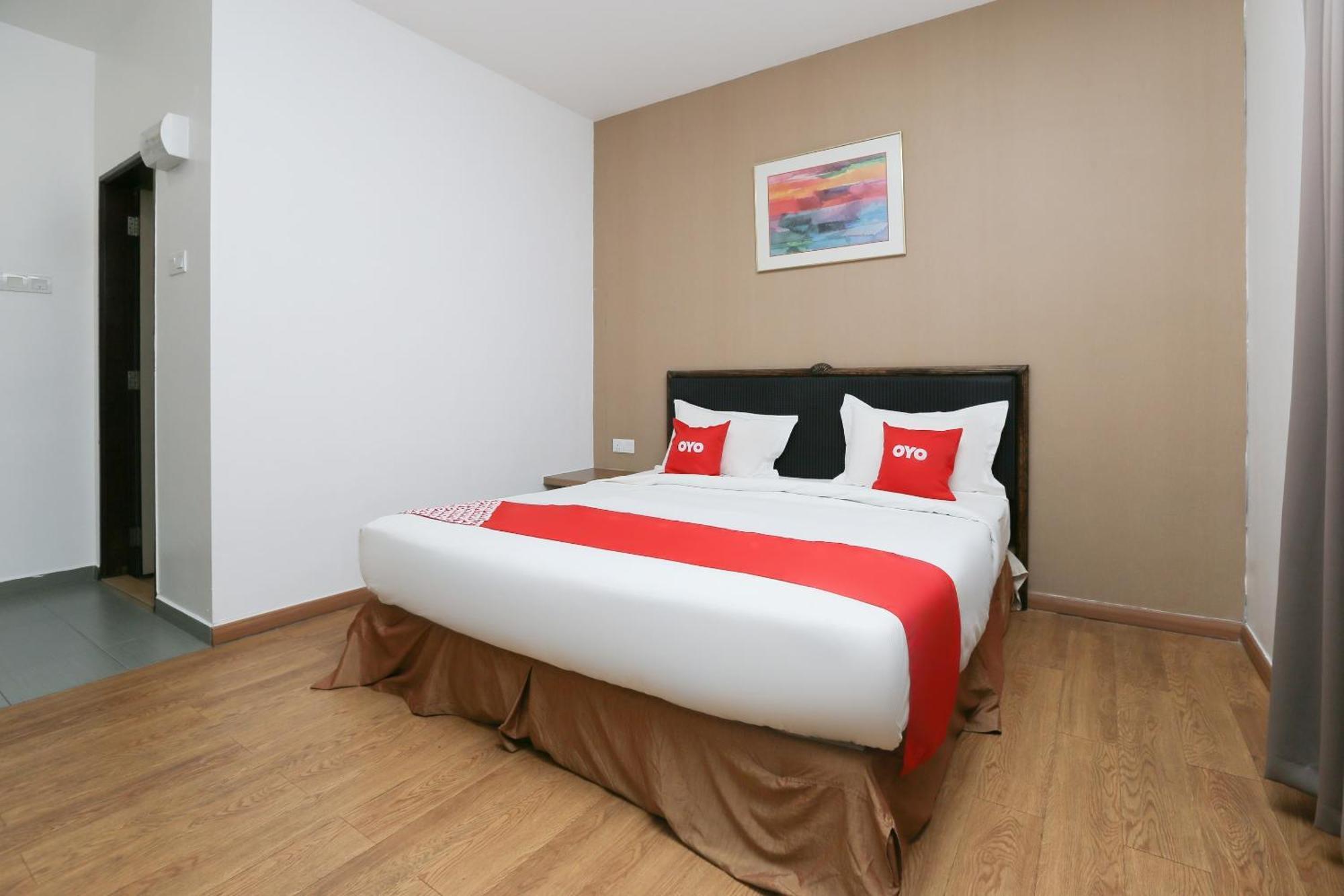 Oyo 89915 East Mount Hotel Kukup Zewnętrze zdjęcie
